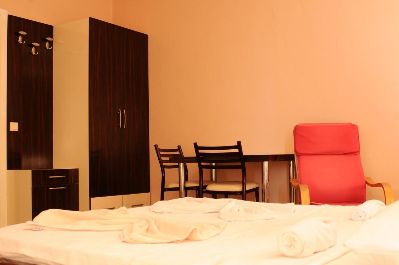 Mina Apart Otel Kundu Exterior photo