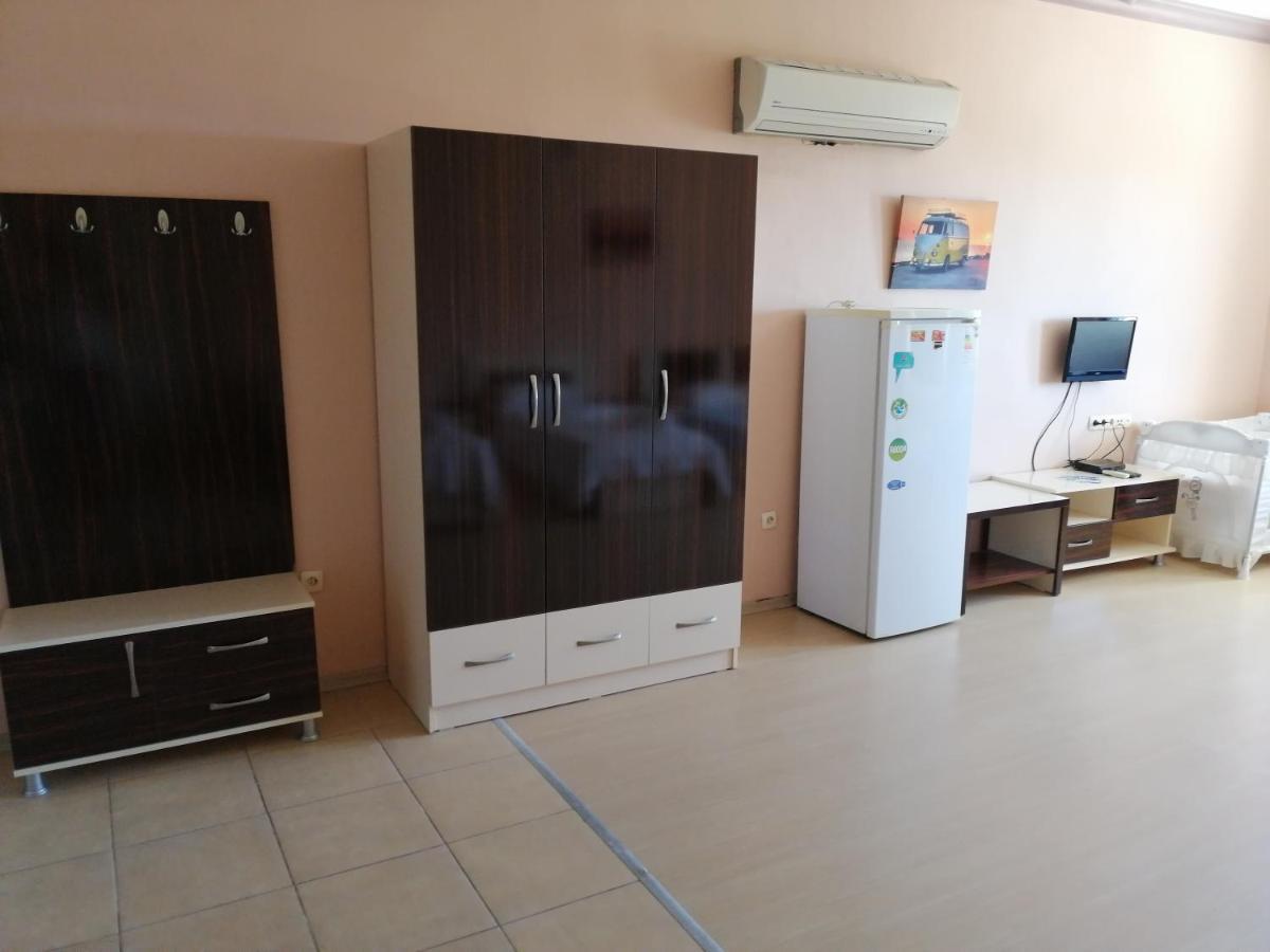 Mina Apart Otel Kundu Exterior photo